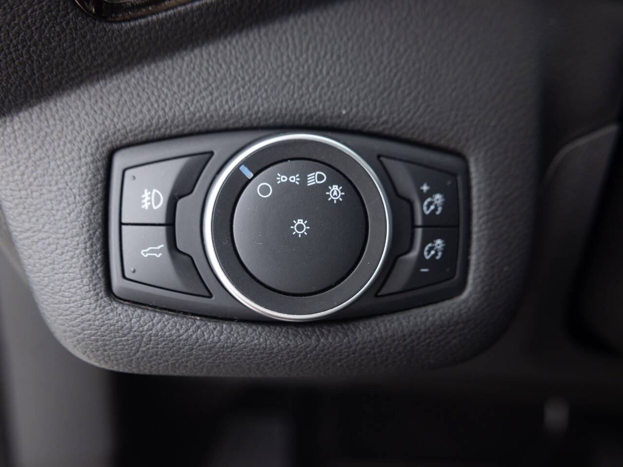 Used Car 2018 Ford Escape  Titanium Awd 4dr Suv For Sale Under $12,000 In Coal City, Illinois