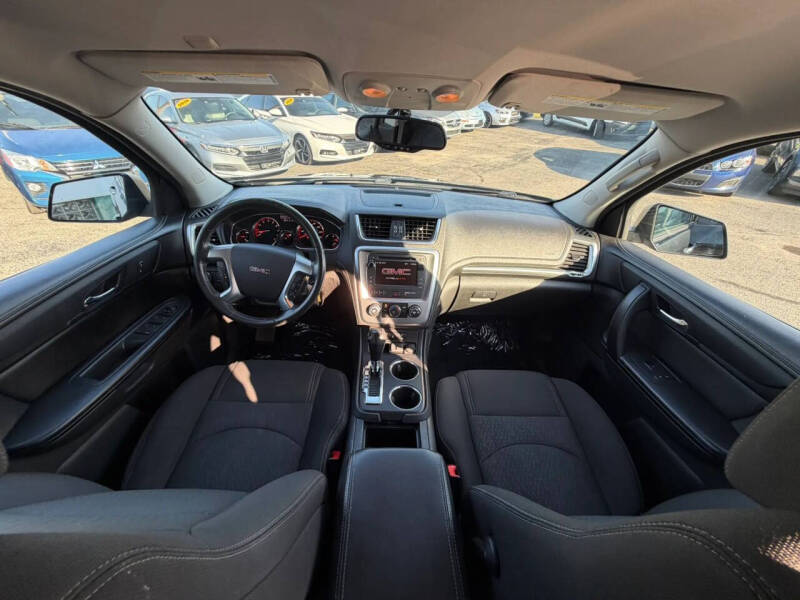 2015 GMC Acadia SLE-2