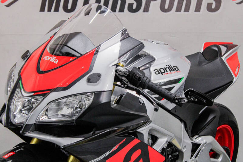 2018 Aprilia RSV4