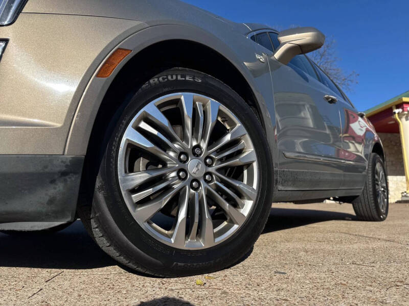 2017 Cadillac XT5 Premium Luxury