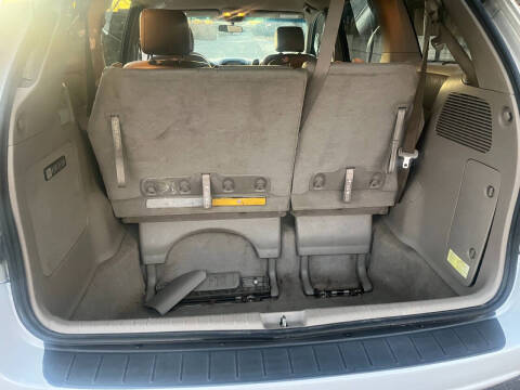 2004 Toyota Sienna