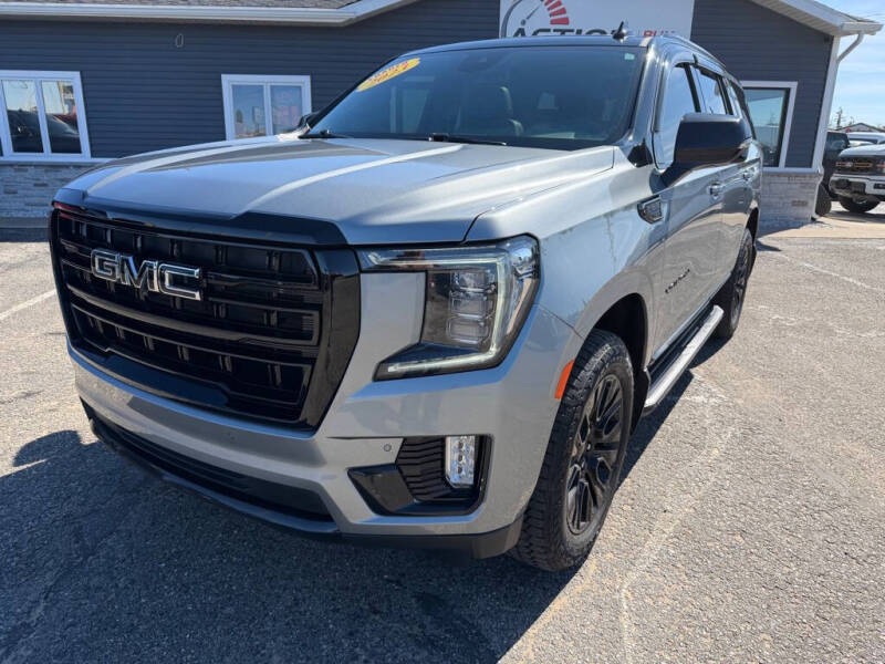 2023 GMC Yukon SLT