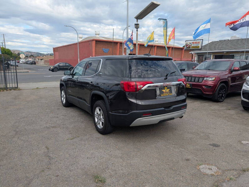 2017 GMC Acadia SLE-1