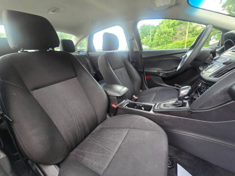 2017 Ford Focus SE