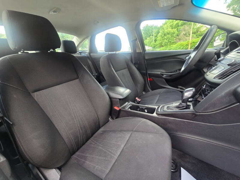 2017 Ford Focus SE