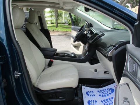 2020 Ford Edge Titanium