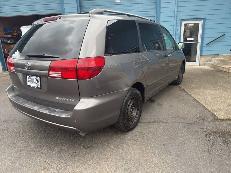 2005 Toyota Sienna CE 7 Passenger