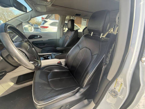 2022 Chrysler Pacifica Hybrid Limited