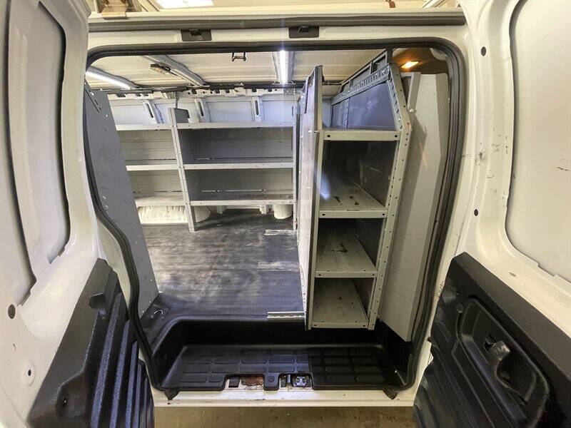 2023 GMC Savana 2500