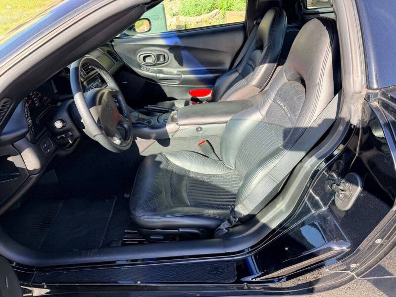 2004 Chevrolet Corvette