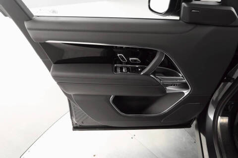 2023 Land Rover Range Rover P530 SE