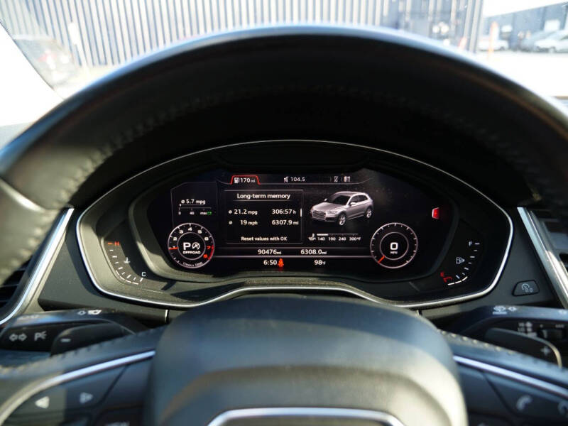 2018 Audi Q5 2.0T quattro Premium Plus