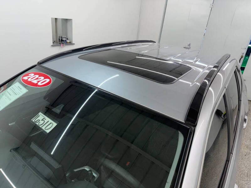 2020 Toyota RAV4 Hybrid XLE