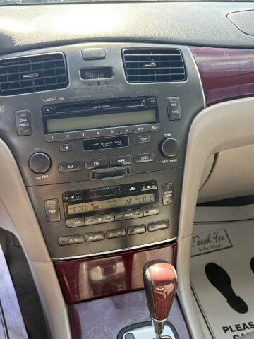 2004 Lexus ES 330