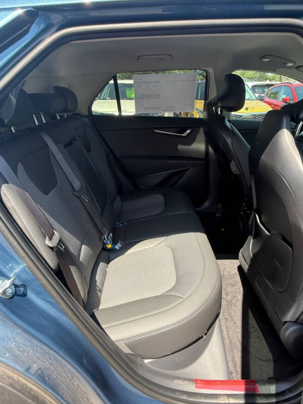 2025 Kia Niro Plug-In Hybrid EX