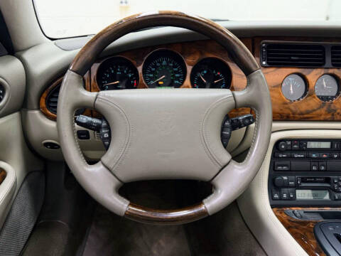 1999 Jaguar XK-Series XK8