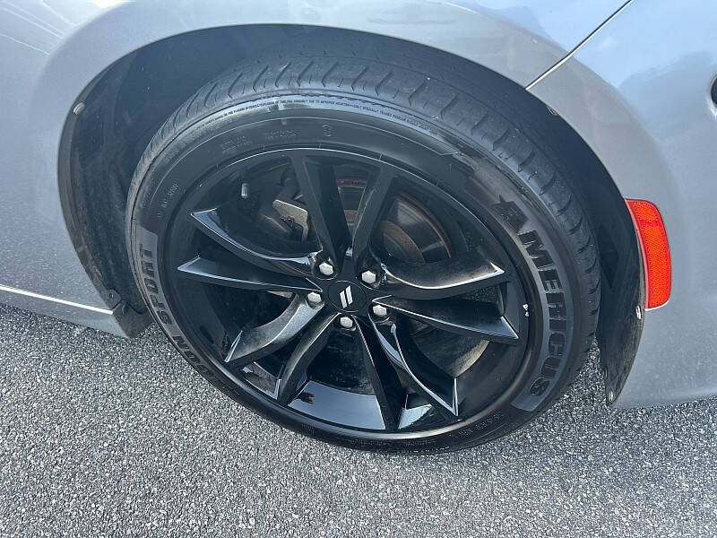 2017 Dodge Charger SXT