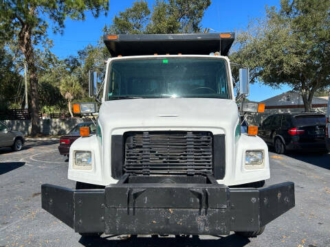 2002 Freightliner FL80
