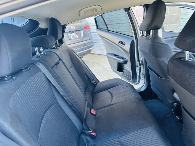 2016 Toyota Prius Two