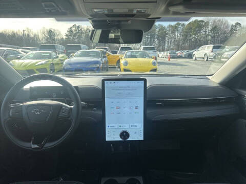 2025 Ford Mustang Mach-E Select