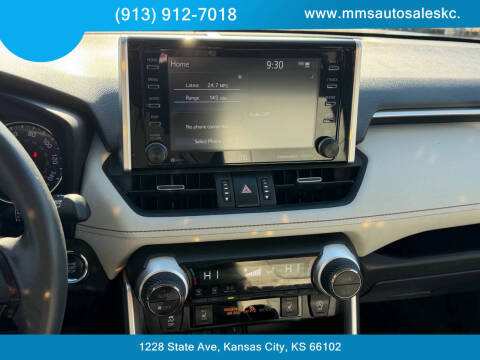 2020 Toyota RAV4 XLE Premium