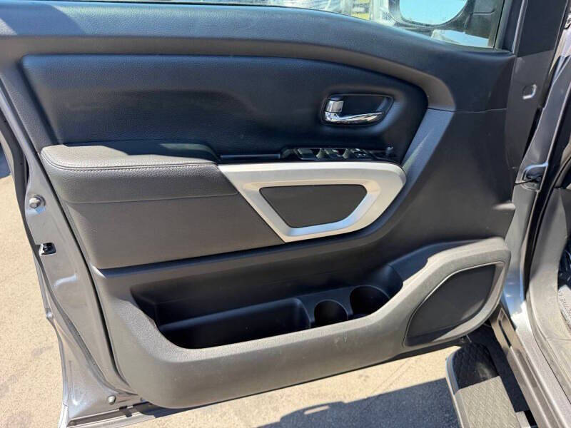 2018 Nissan Titan Platinum Reserve