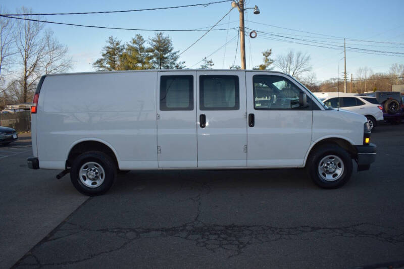 2021 Chevrolet Express 2500