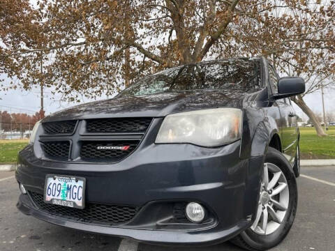 2014 Dodge Grand Caravan R/T