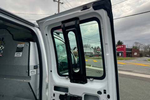 2018 Chevrolet Express 2500