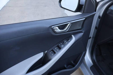 2021 Hyundai Ioniq Hybrid SE