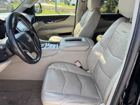2020 Cadillac Escalade ESV Luxury
