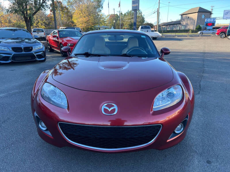 2010 Mazda MX-5 Miata Grand Touring Hard Top photo 3