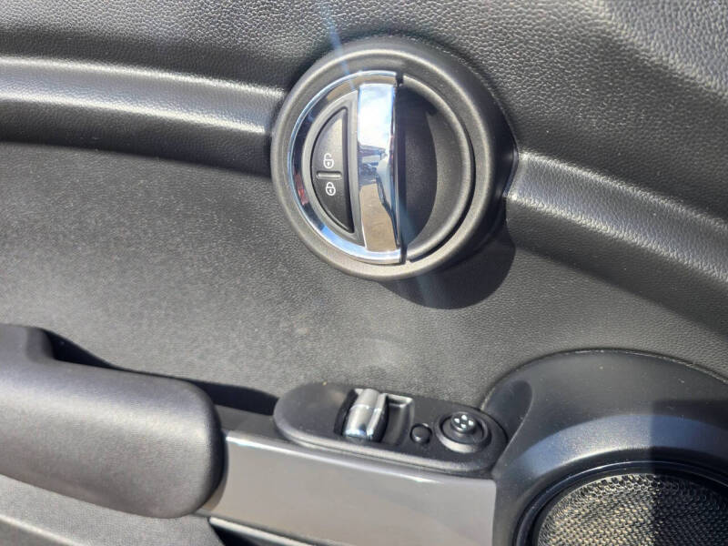 2015 MINI Hardtop 2 Door Cooper