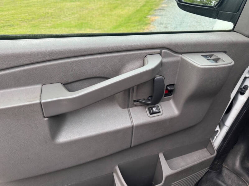 2016 Chevrolet Express 2500