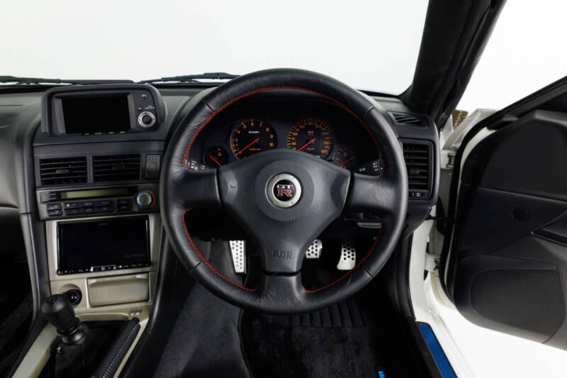 2000 Nissan GT-R
