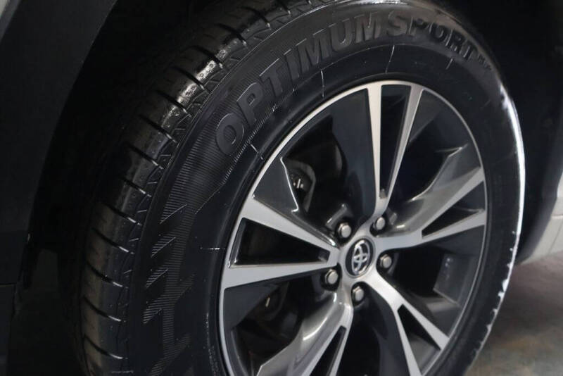 2017 Toyota Highlander LE