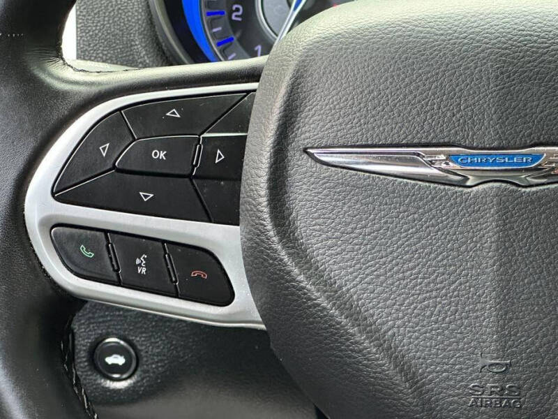 2018 Chrysler 300
