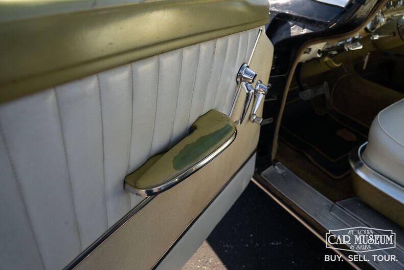 1955 Chrysler New Yorker