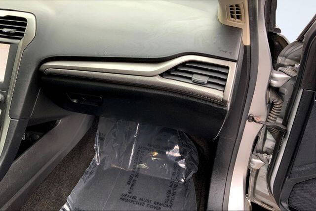 2020 Ford Fusion Hybrid SE