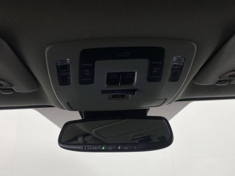 2024 Toyota Sienna XLE 7-Passenger