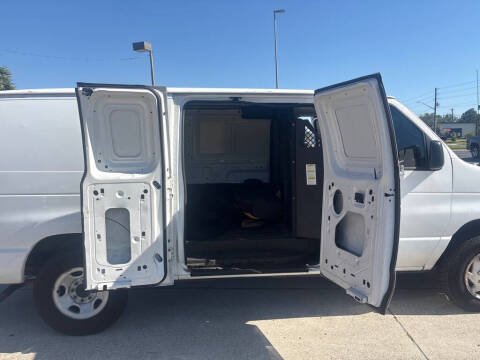 2011 Ford E-Series E-150