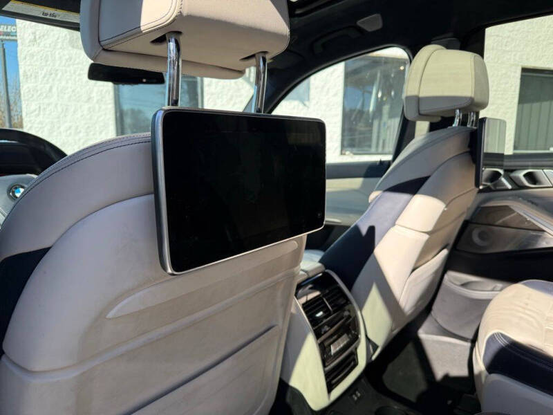 2019 BMW X7 xDrive50i