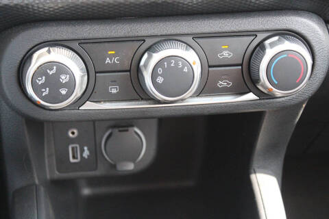 2020 Nissan Kicks S