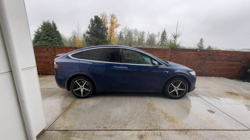 2016 Tesla Model X 75D