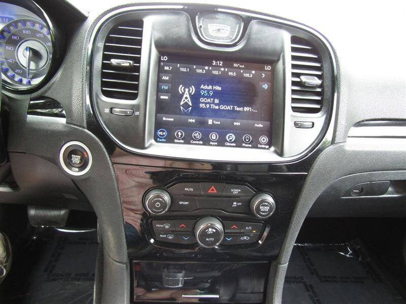 2019 Chrysler 300 S