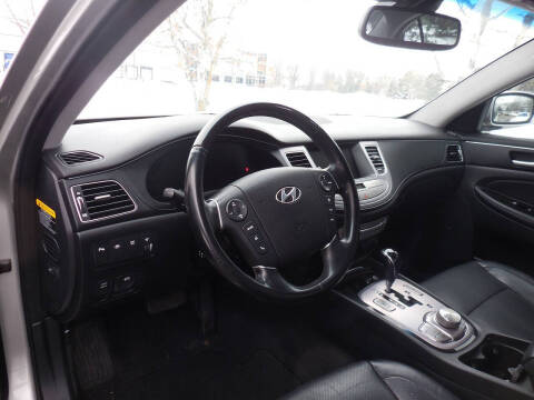 2012 Hyundai Genesis 4.6L V8