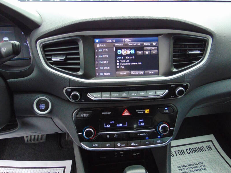 2017 Hyundai Ioniq Hybrid SEL