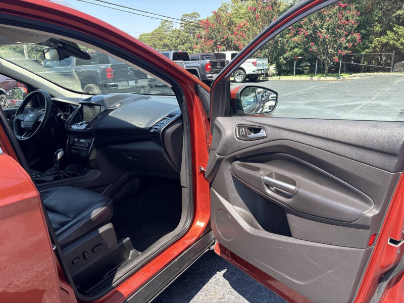 2019 Ford Escape Titanium