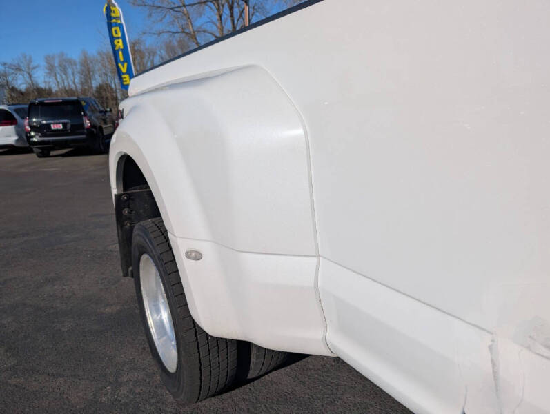 2022 Ford F-450 Super Duty Lariat