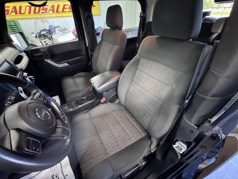 2012 Jeep Wrangler Sahara